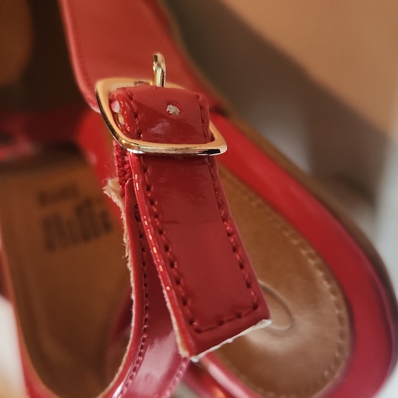 Solos by Softspots Red Heels - Picture 7 of 12